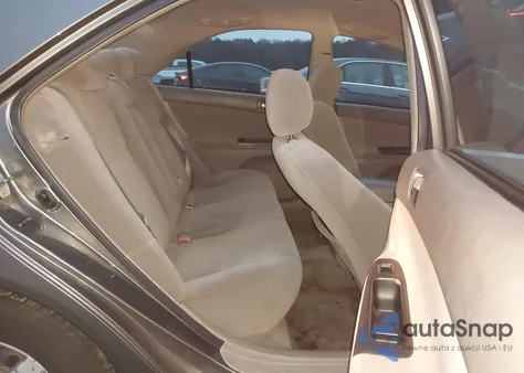 2005 Toyota Camry Le из США, поврежденный, VIN 4T1BE32K75U574102